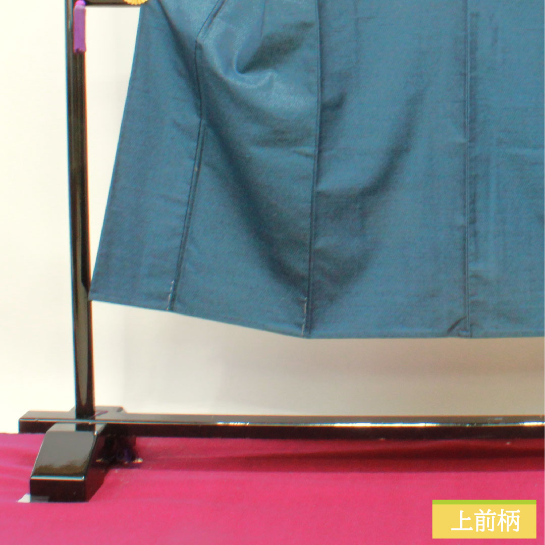 男物 ウール 身丈142cm 裄丈68.5cm  亀甲模様 しつけ糸付き 未使用品 Sランク 単衣 紺系 1119000762418