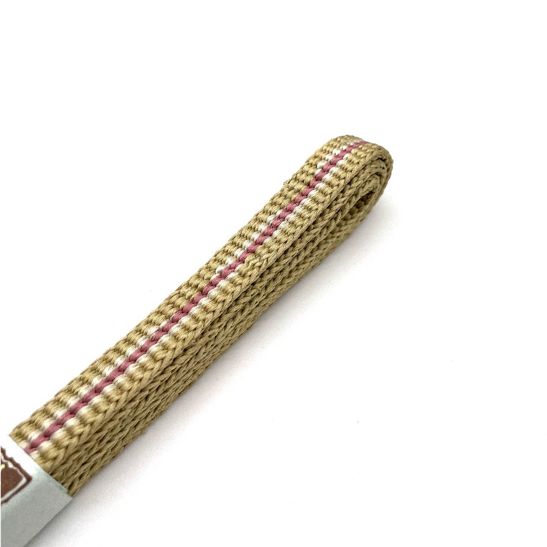 （新古品） 帯締め 正絹 四分紐 麦藁色（むぎわらいろ） 手組紐 新古品 長さ約162cm 幅約1.2cm カジュアル Sランク ベージュ系 1135001872925