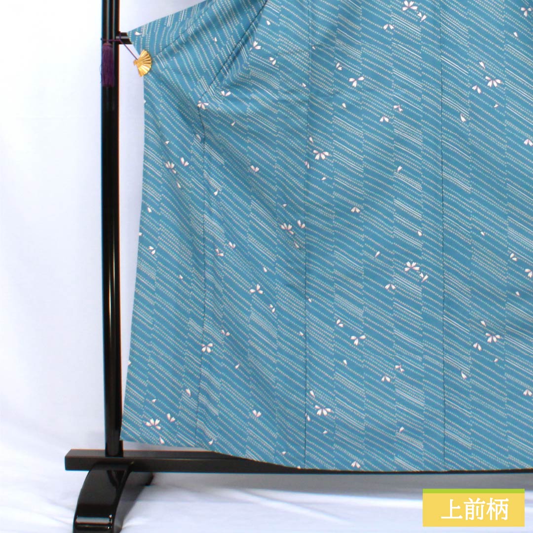 小紋 ポリエステル Sランク 身丈161.5cm 裄丈64cm 単衣 朧花色（おぼろはないろ） 型染 疋田 桜 洗える着物 青系 1115007832417