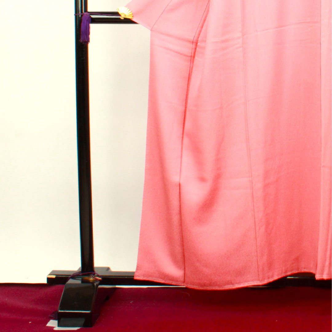 色無地 長春色 菊 八重片喰  身丈153.5cm 裄丈61cm 袷  正絹 Aランク ピンク系 1114000593213