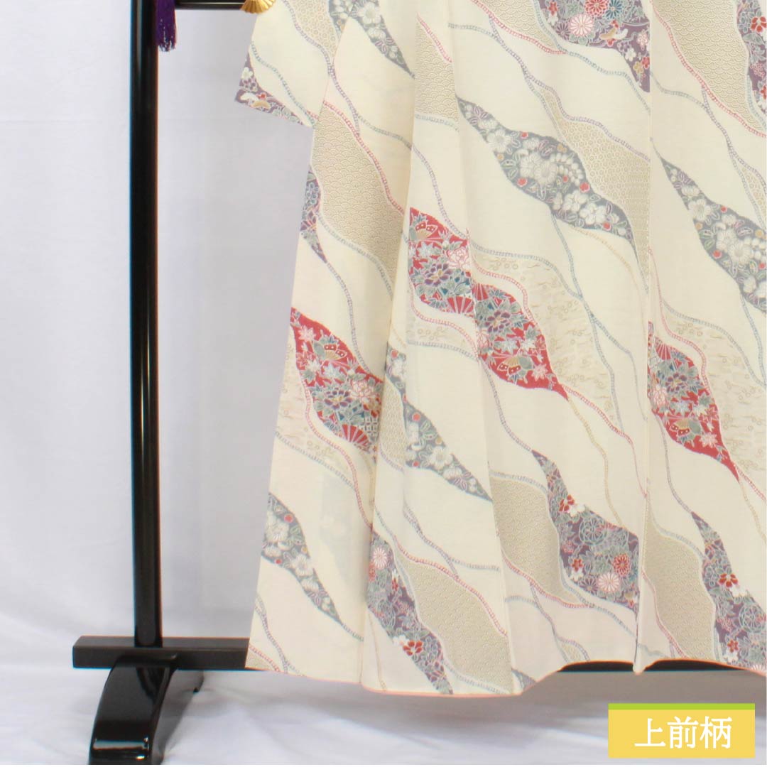 小紋 正絹 身丈158cm 裄丈63.5cm 袷 乳白色（にゅうはくしょく） 割付け 古典柄 Aランク 白系 1115005233311