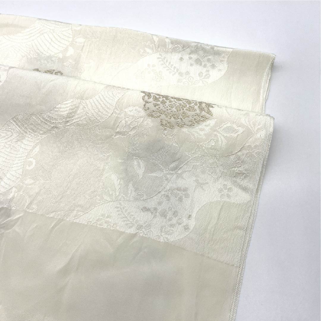 帯揚げ 正絹 Sランク フォーマル 乳白色（にゅうはくしょく） 道長取り 抽象模様 留袖用 長さ約163cm 幅約28.5cm 白系 1136004662911