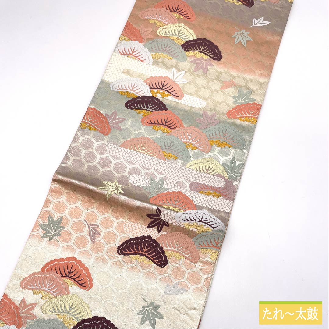 リサイクル着物】袋帯 正絹 留袖用 亀甲 松 紅葉 帯丈426cm A