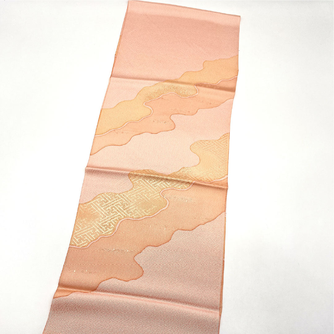 (Like New) Semi-Formal Silk Obiage (Sash) in Shinonome Color (Shinonomeiro) Made with Tango Chirimen Fabric, Classic Pattern, Long Length: Approx. 186cm, Width: Approx. 29cm, Pink, Product Number: 1136001291913