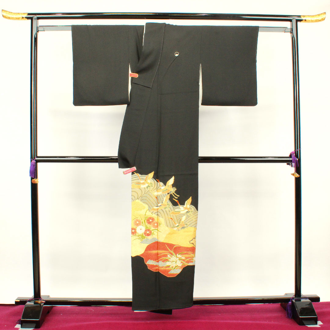 黒留袖 身丈156cm 裄丈60.5cm 袷 京友禅 鶴 糸輪に覗き梅鉢 正絹 Aランク 五つ紋 黒系 1111000723310