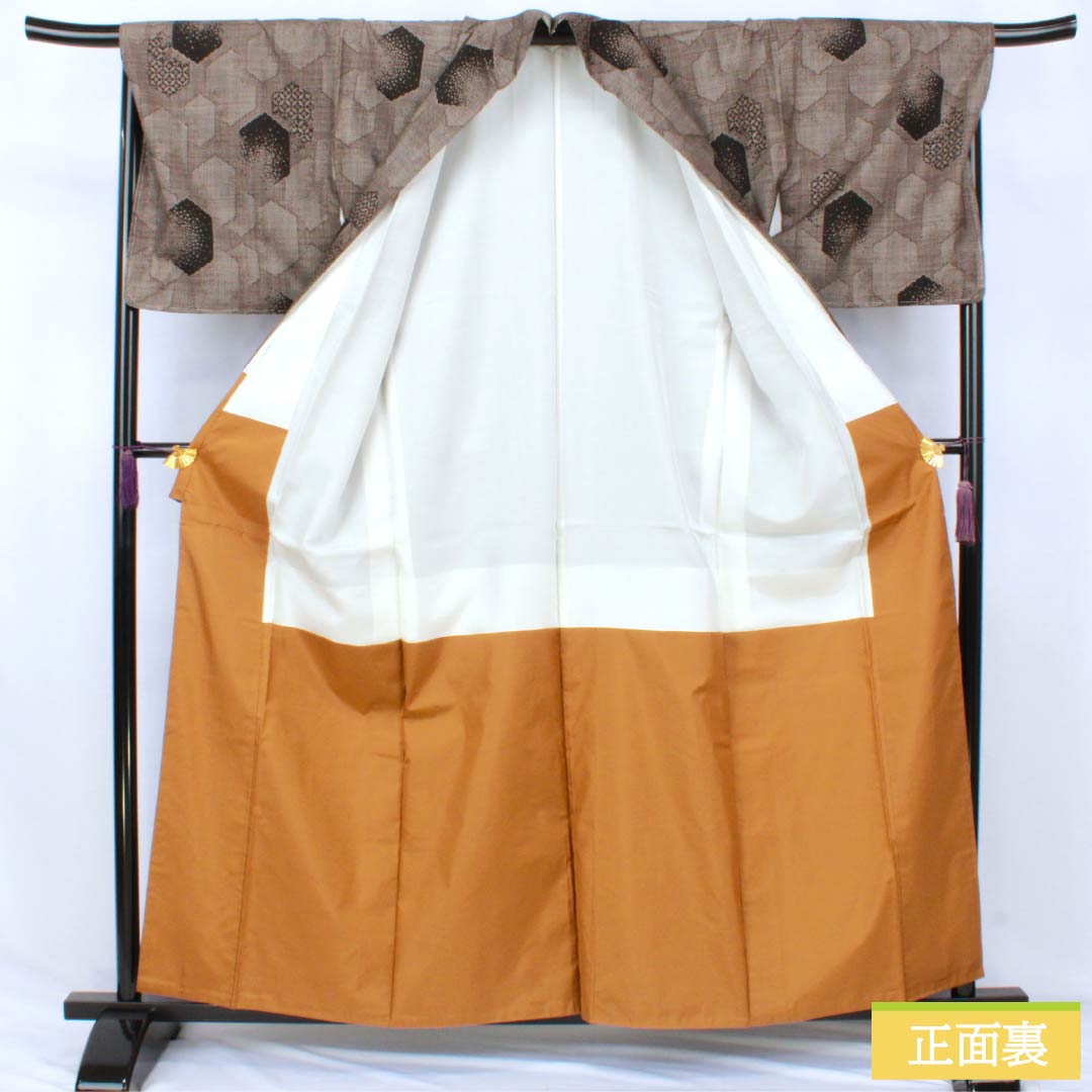 紬 正絹 Sランク 身丈160cm 裄丈69.5cm 柴色（ふしいろ） 大島紬 一元絣 7マルキ 袷 茶系 1116004862414