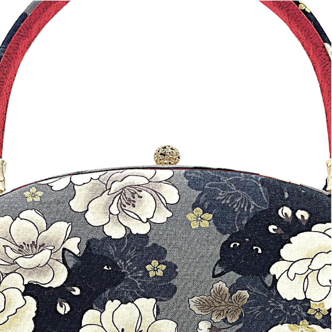 【モダンシック和装用バッグ ‼️】花柄 チェック グレー系 リサイクル着物】和装バッグ カジュアル NEWランク 素鼠色（すねずいろ