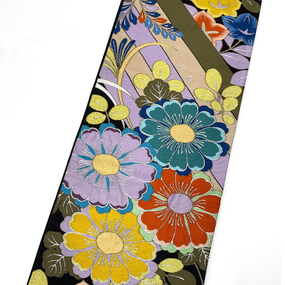 Formal black obi for furisode (long-sleeved kimono). Made by Hakuayaen Oba. Length: 442cm. Made of pure silk, S-rank. Six-fold hem. Product code: 1123007842310.