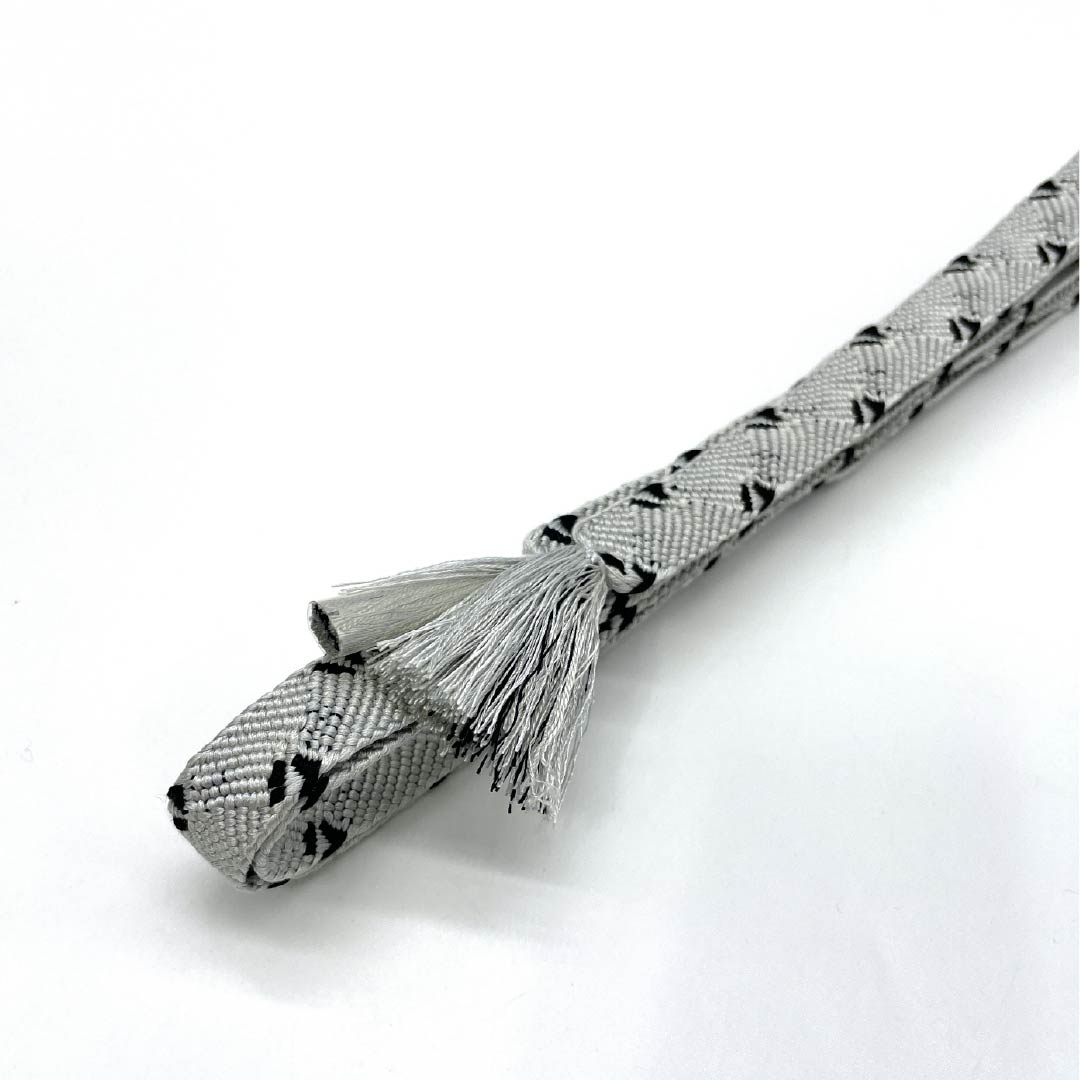 帯締め 正絹 Sランク  薄鼠色（うすねずいろ） 平組   長さ約155cm 幅約1.5cm カジュアル グレー系 1135006192322