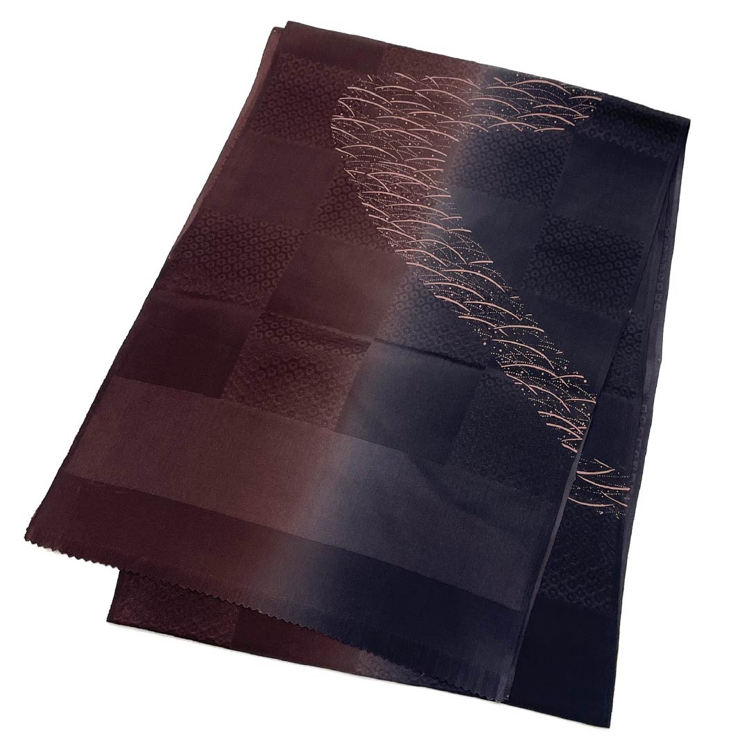 Obiage Silk S-rank Semi-formal Fujisusutake-iro (light purple-brown) Benihwada-iro (reddish bark brown) Ichimatsu pattern Tsuyushiba Approximately 175cm long Approximately 30.5cm wide Gradation 1136002762999
