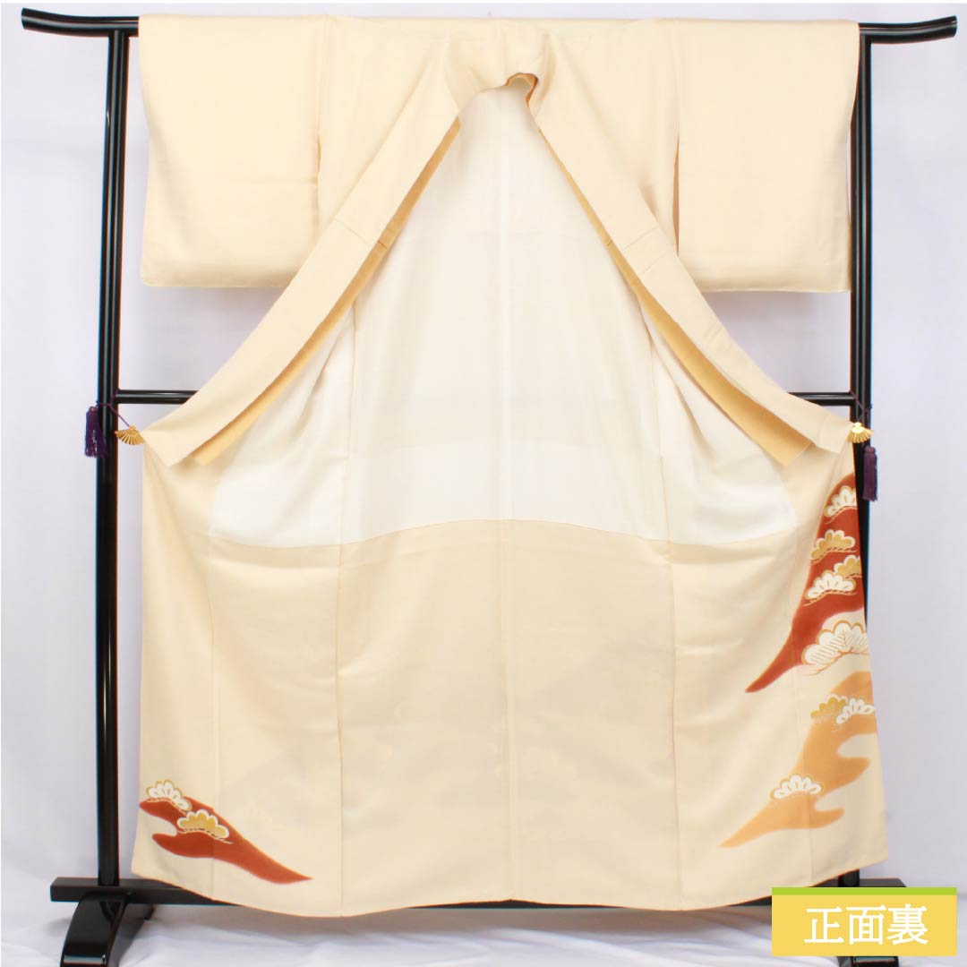 色留袖 正絹 Aランク 身丈160.5cm 裄丈62.5cm 袷 練色（ねりいろ） 三つ紋 五三桐 大丸別誂え 京友禅 金駒刺繡 松 三つ紋 クリーム系 1111001993415