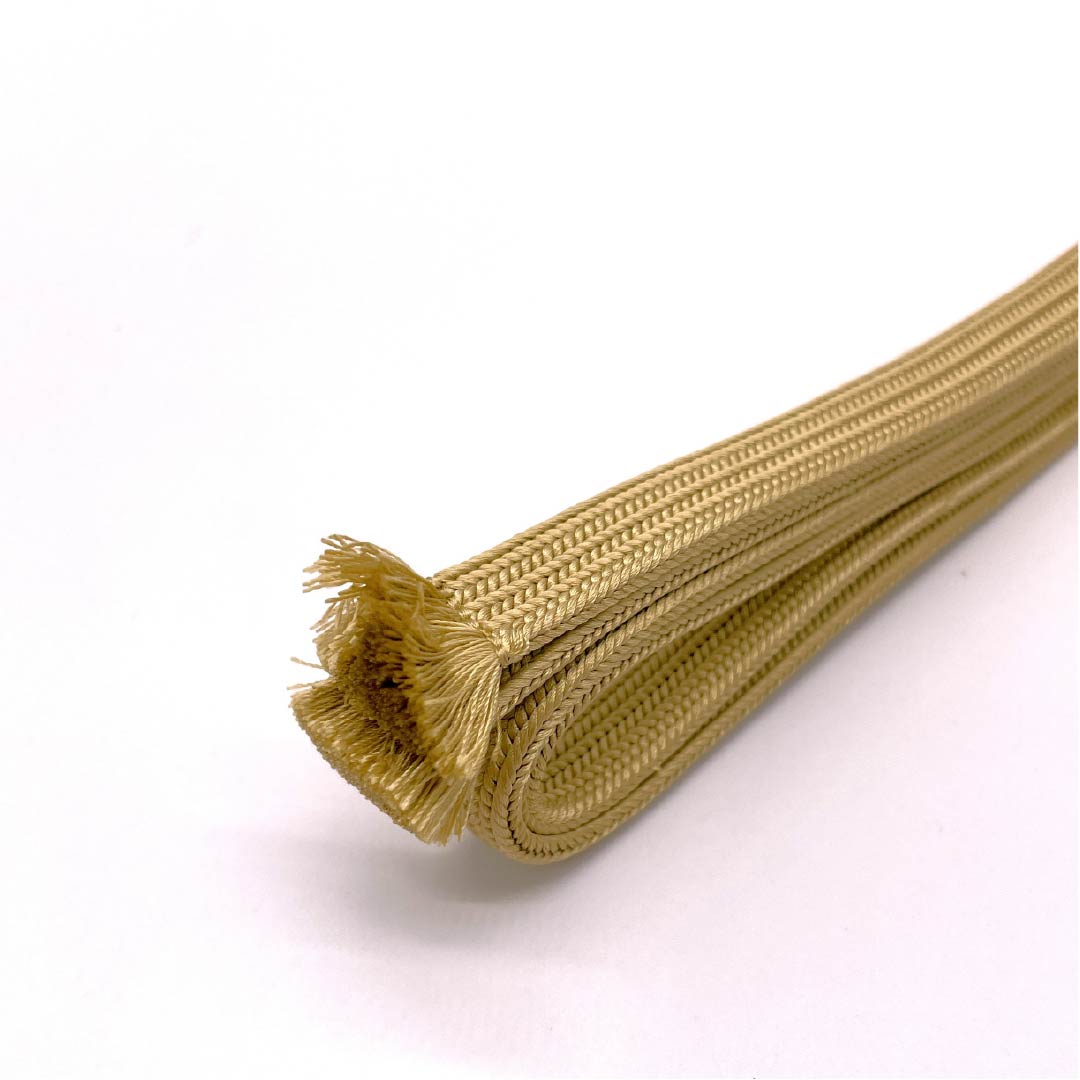 帯締め 正絹 四分紐 丁子色（ちょうじいろ） 無地 帯留め用 長さ約157.5cm 幅約1.4cm カジュアル Sランク ベージュ系 1135003482325