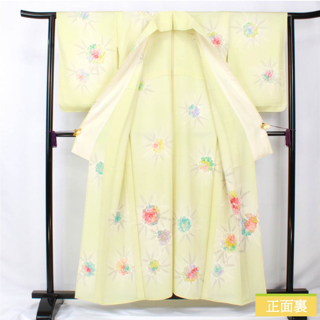 小紋 正絹 身丈158cm 裄丈63.5cm 単衣 硫黄色（いおういろ） ろうけつ染め 沈丁花 Sランク 黄系 1115005702323