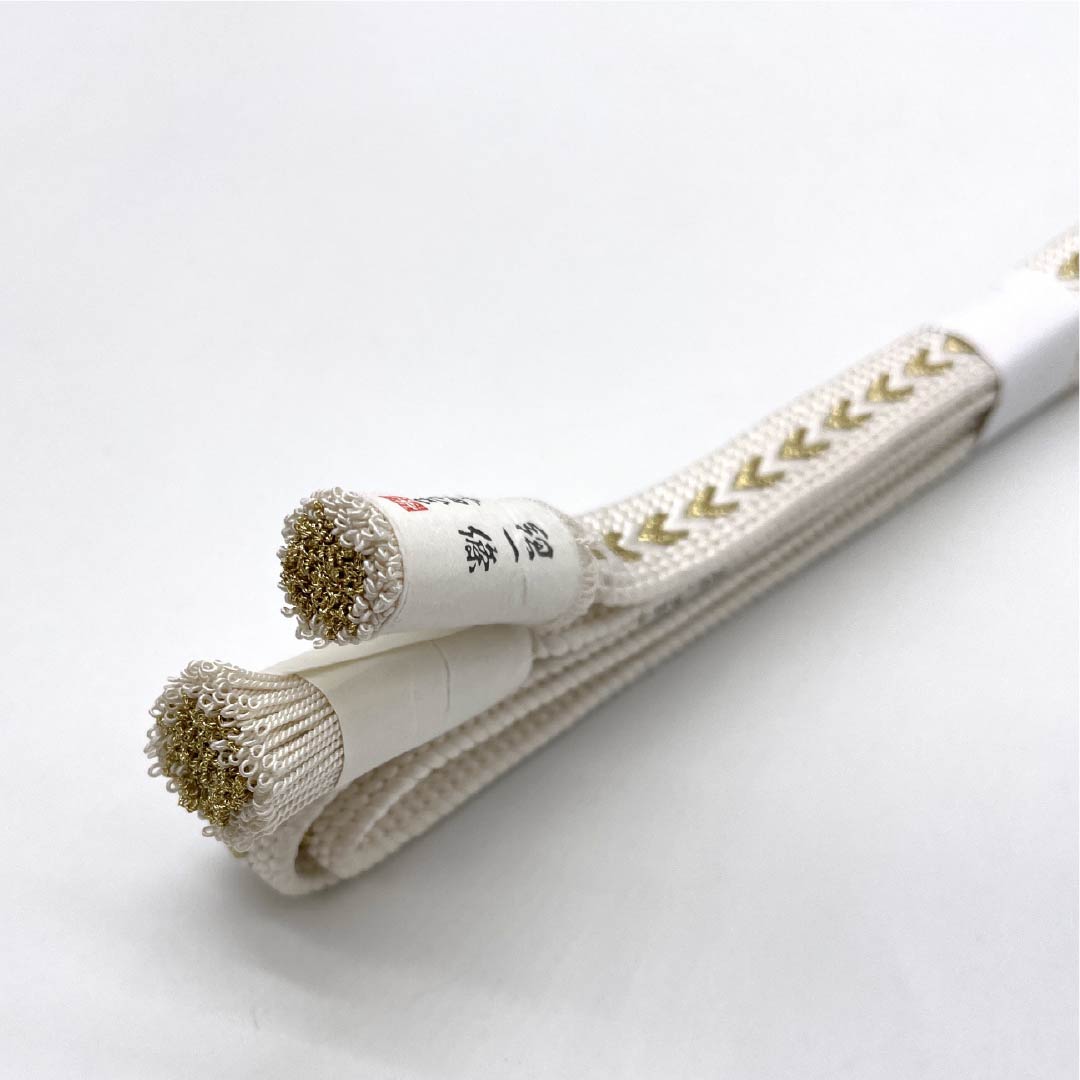 (新品)帯締め 正絹 NEWランク 白練色（しろねりいろ） 平田組紐 留袖用 古典柄 長さ約163.5cm 幅約1.5cm フォーマル 白系 1135004991311