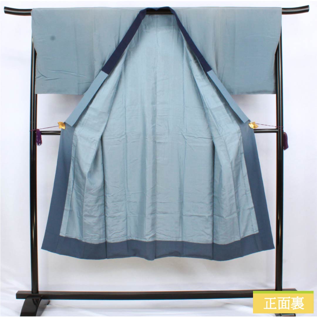 Men's Nagajuban (long under-kimono), pure silk, S-rank, length 147cm, sleeve length 65.5cm, blue-gray with tiger print, lined, blue-based, 1140000692417