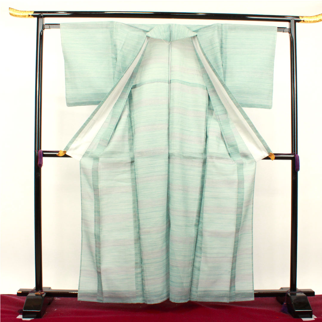 夏物 正絹 紬 身丈163cm 裄丈63cm 薄水色（うすみずいろ） 横縞 紗 Aランク 水色系 1132001023424