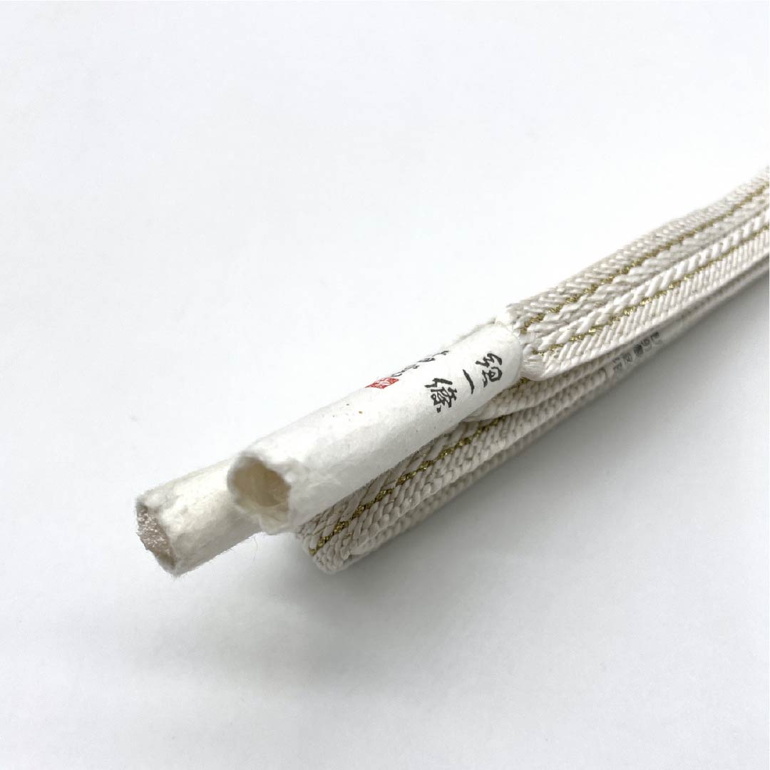 (新品)帯締め 正絹 NEWランク 胡粉色（ごふんいろ） 平田組紐 留袖用 古典柄 長さ約155cm 幅約1.5cm フォーマル 白系 1135004981311