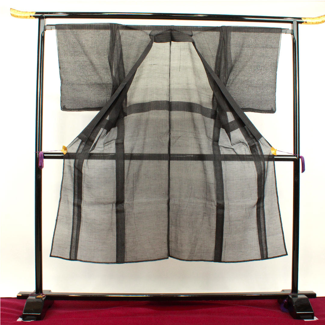 夏物 正絹 男物 身丈140.5cm 裄丈64.5cm 黒鼠色（くろねずいろ） 縞 紗 Aランク 黒系 1132001793110