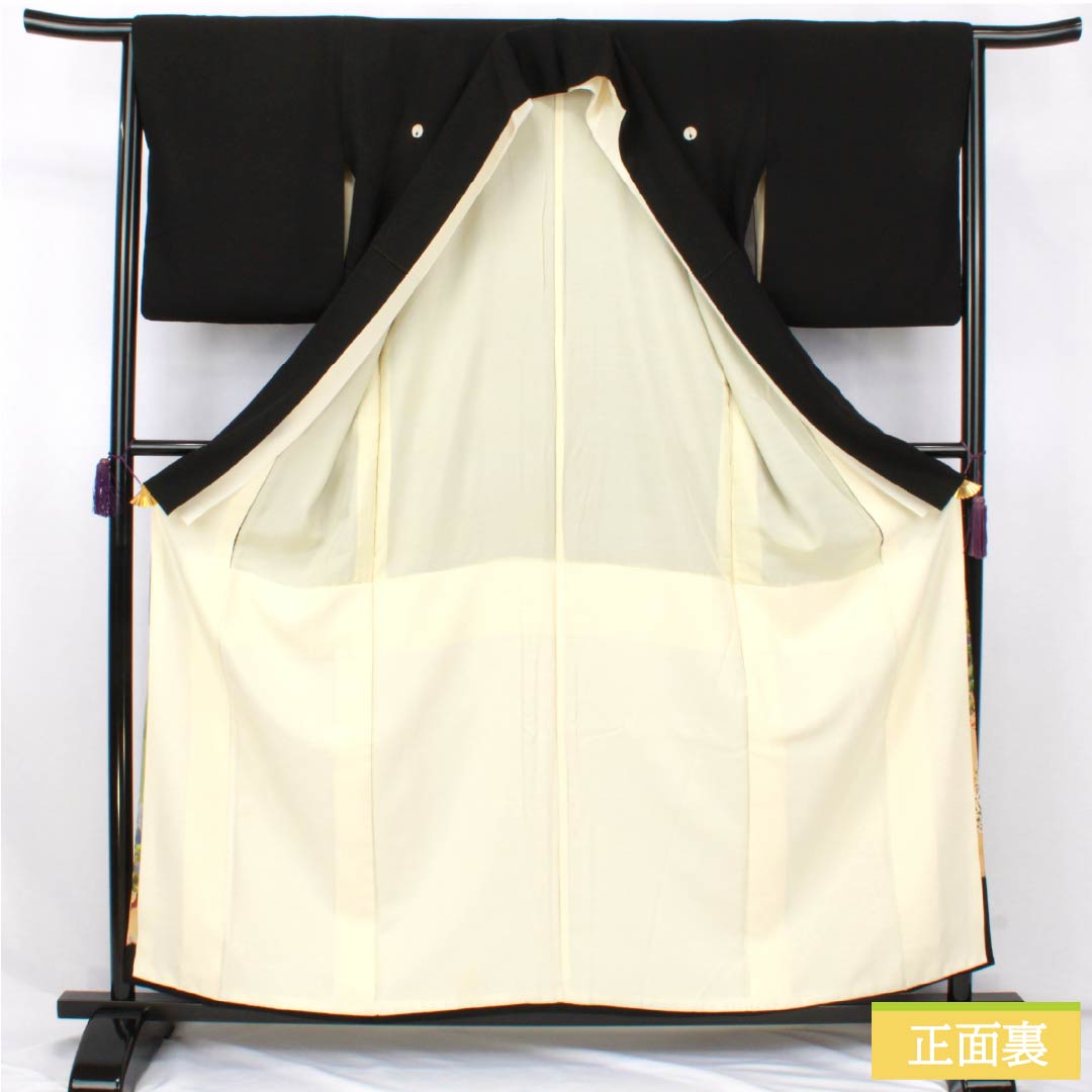 黒留袖 正絹 Aランク 身丈159cm 裄丈64.5cm 袷 京加賀友禅 五つ紋 抱き茗荷 作家物 風景模様 松 梅 五つ紋 黒系 1111001963310