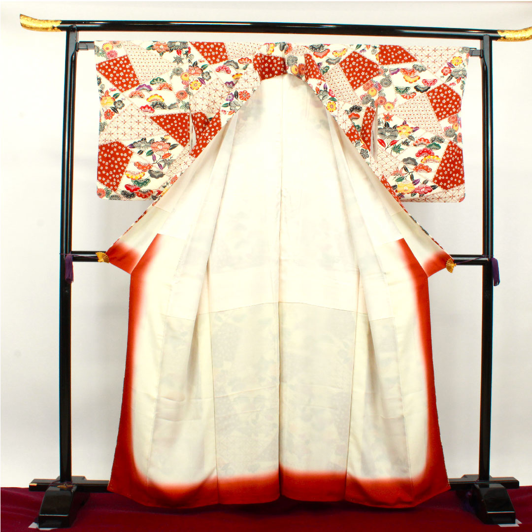 小紋 正絹 Sランク 身丈160.5cm 裄丈65.5cm 袷  京紅型 吉祥文様 しつけ糸付き 未使用品 白系 1115007252411