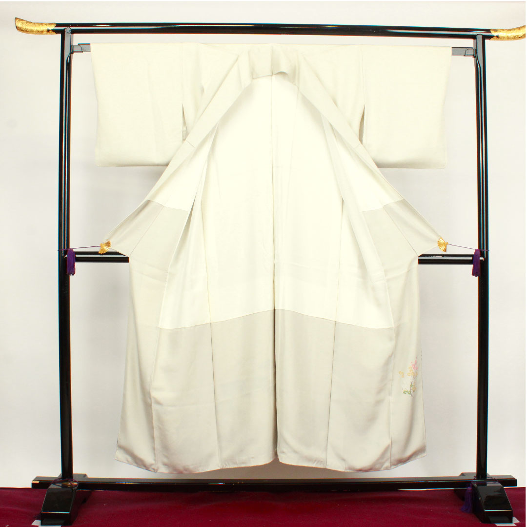 色留袖 身丈151cm 裄丈61.5cm 袷 灰白色 京友禅 草花模様 細輪に木瓜 正絹 Sランク 一つ紋 グレー系 1111001062222