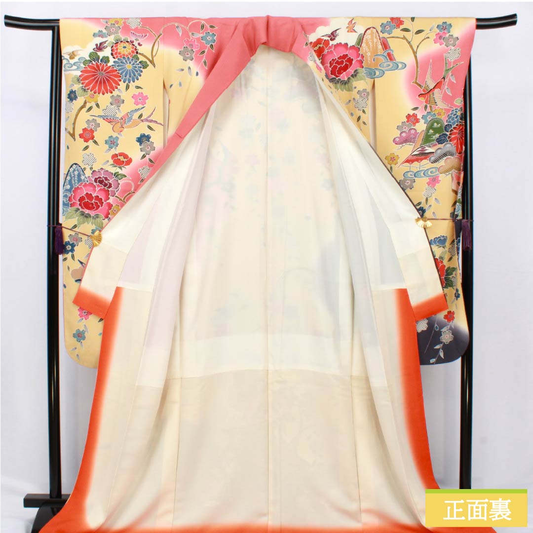 振袖 正絹 Aランク 身丈176.5cm 裄丈66cm 袷 薄柑子色（うすこうじいろ） 京紅型 吉祥文様 桜 牡丹 橙系 1113002343826