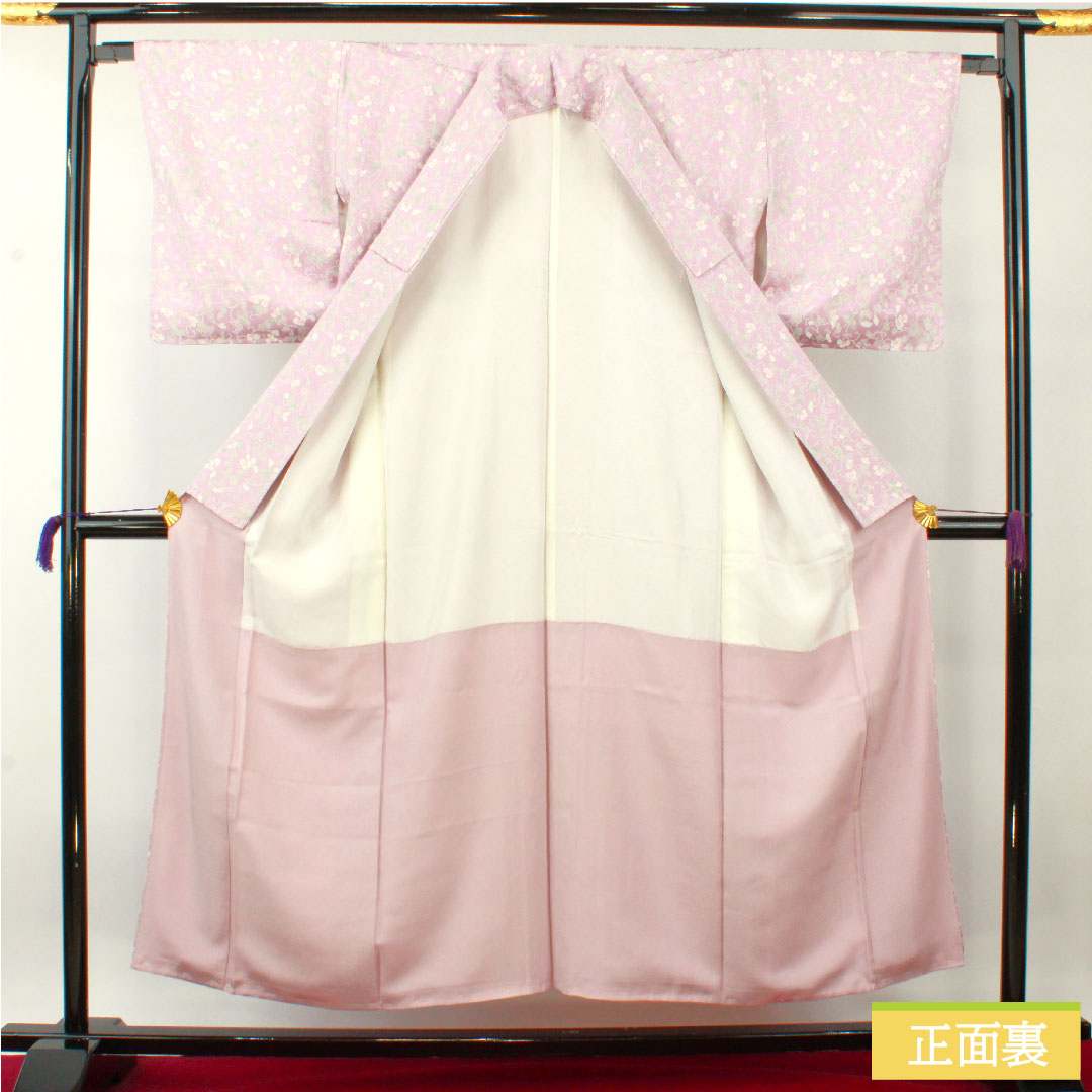 小紋 正絹 身丈153cm 裄丈63.5cm 袷 淡紅藤色（うすべにふじいろ） 草花模様 しつけ糸付き 未使用品 パールトーン加工 Sランク 紫系 1115004362220