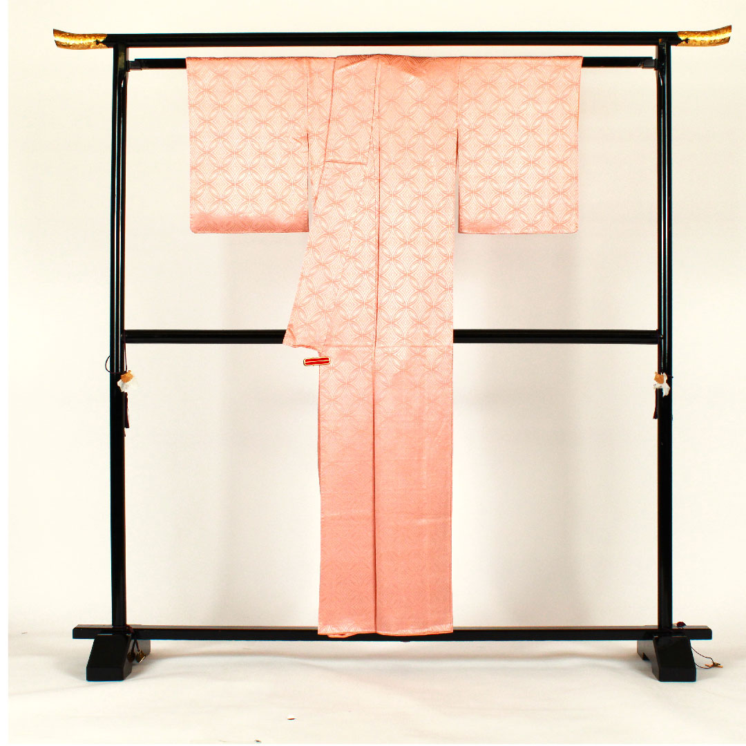 色無地 七宝模様 身丈156.5cm 裄丈63cm 袷  正絹 Sランク ピンク系 1114000332313