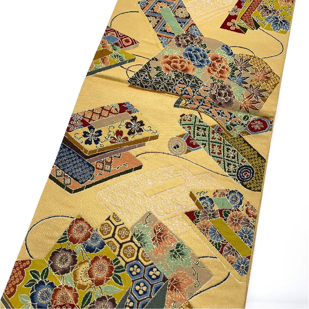 袋帯 山吹鼠色（やまぶきねずみいろ） 白綾苑大庭 時代絵巻 古典花 帯丈420cm 正絹 Sランク 六通 フォーマル 茶系 1123005682314