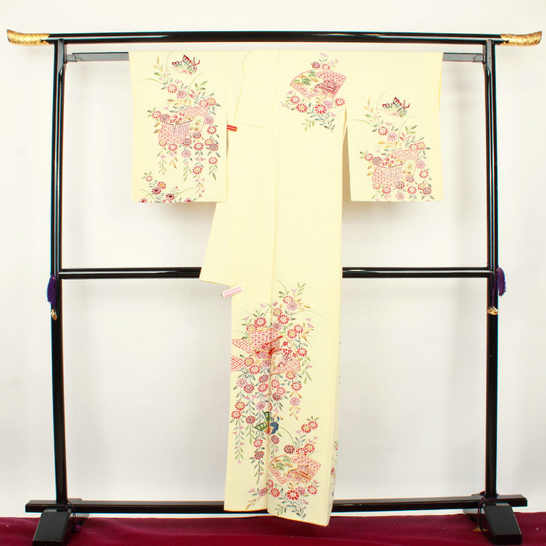 訪問着 袷 身丈159cm 裄丈62.5cm 鳥の子色 京紅型 草花模様 正絹 Aランク クリーム系 1112001943315