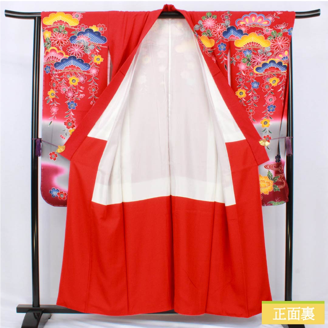 振袖 正絹 Sランク 身丈157.5cm 裄丈65.5cm 袷 紅赤色（べにあかいろ） 京紅型 吉祥文様 松 桜 赤系 1113002312312
