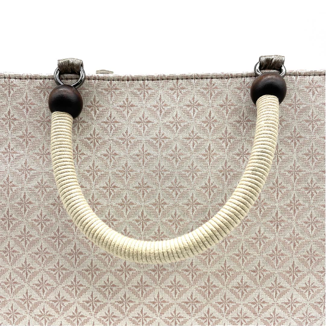 和装バック カジュアル 浅紅色（あさべにいろ） 普段用 七宝 底鋲付き ベージュ系 Sランク 113900004225