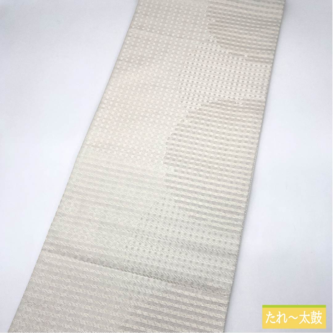 A-Rank Pure Silk Obi (Sash) in Gofun-iro (White Powder) with Snowflake and Hand-Painted English Letters, Length 474cm, Pointed Design, Casual, White, Item Number 1123015283411