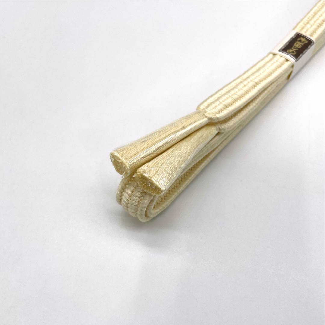 (新古品)帯締め 正絹 Sランク 薄卵色（うすたまごいろ） 無地 長さ約164cm 幅約1.7cm カジュアル クリーム系 1135005282315