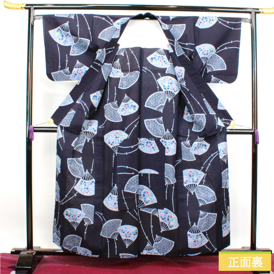 浴衣 木綿 身丈160cm 裄丈65.5cm Sランク 単衣 紺系 濃紺色（のうこんいろ） 扇子 草花模様  1118004522418