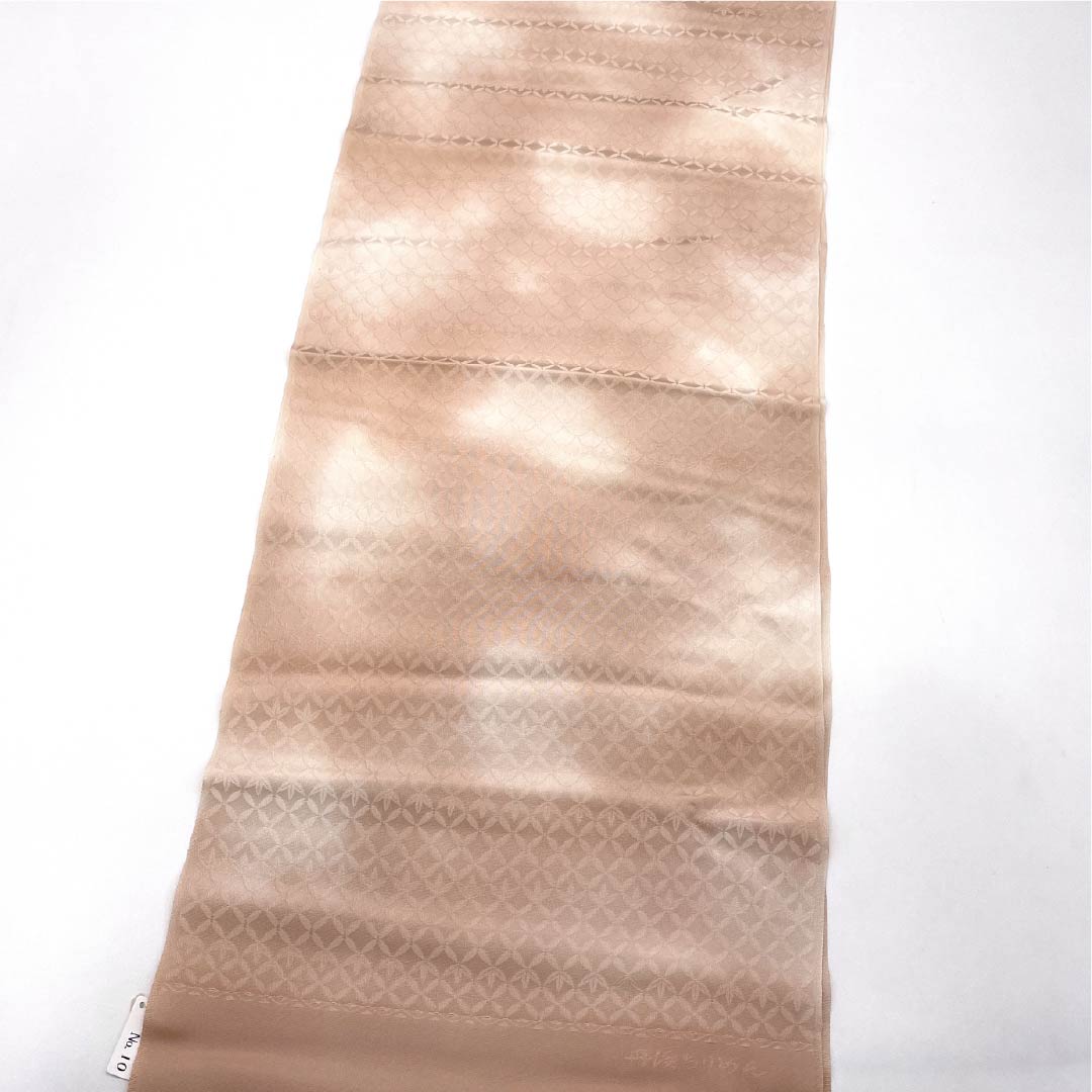 （新古品）帯揚げ 正絹 NEWランク セミフォーマル 乙女色（おとめいろ） 七宝つなぎ ぼかし 丹後ちりめん 長さ約188cm 幅約31cm ピンク系 113600180 1913