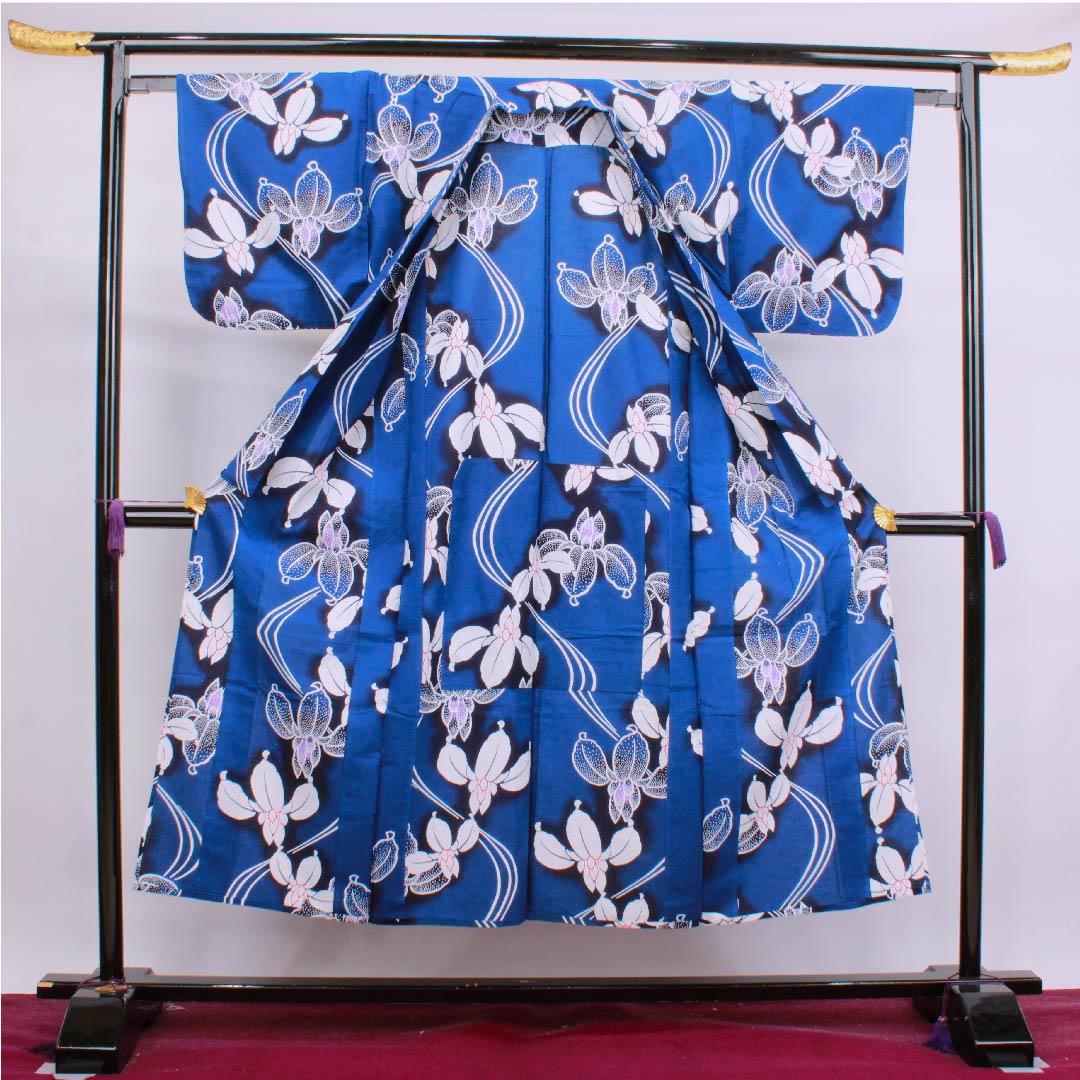 夏着物＊付下げ 絽 紅白菖蒲の花模様 青色 正絹 舞台衣装にも＊6SA12 リサイクル着物】浴衣 紺桔梗色 菖蒲 木綿 Sランク 単衣 身丈147cm 青