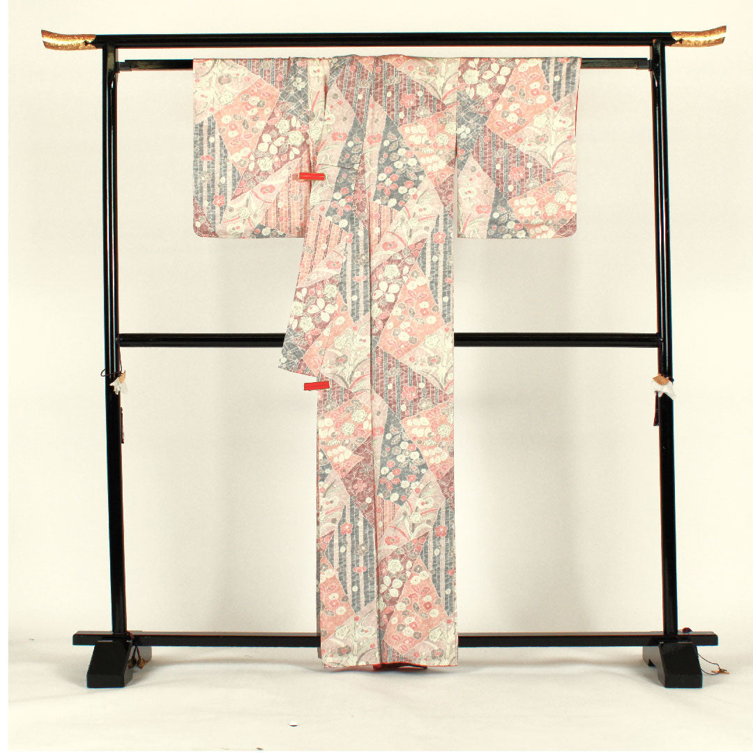 小紋 身丈164cm 裄丈64cm 袷  裂取り 花・芒模様  正絹 Sランク ピンク系 1115000732313