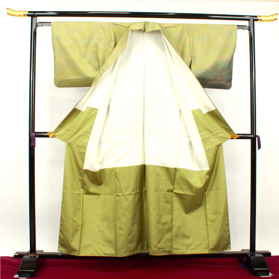 訪問着 正絹 袷 身丈156.5cm 裄丈62.5cm 利休色 紬地 ボカシ模様 剣片喰 Sランク 緑系 1112002852319