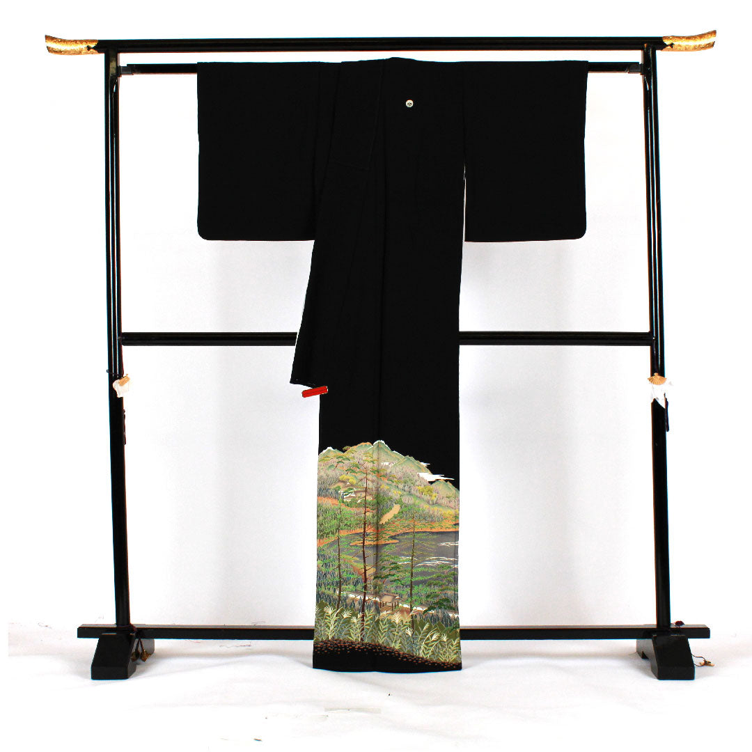 黒留袖 身丈165.5cm 裄丈65cm 袷 風景模様 下がり藤に三ツ割銀杏 正絹 Sランク 五つ紋 黒系 1111000262510