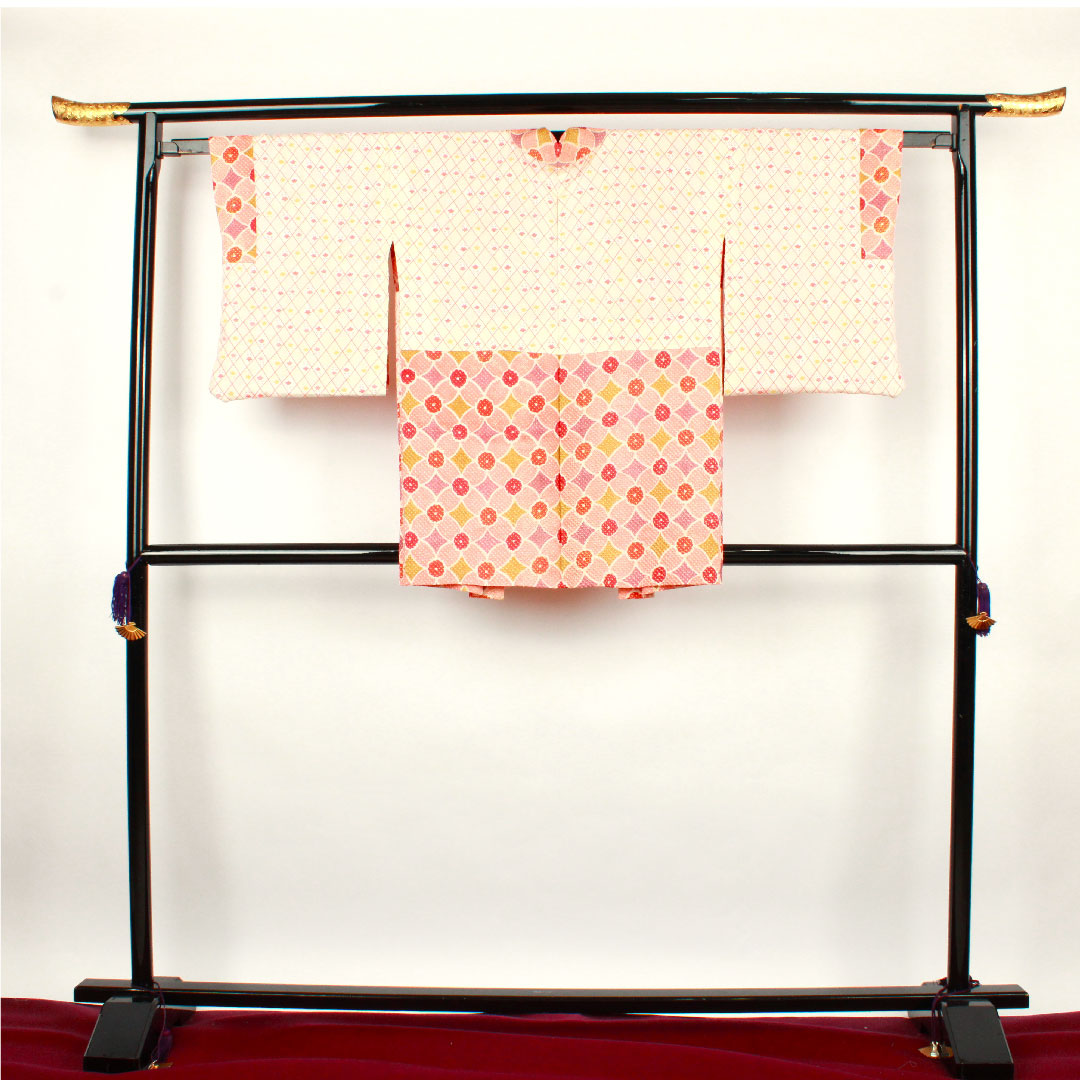 羽織 身丈82cm 裄丈62.5cm 中紅色 絞り 幾何学模様 正絹 Aランク 袷 ピンク系 1117000263913