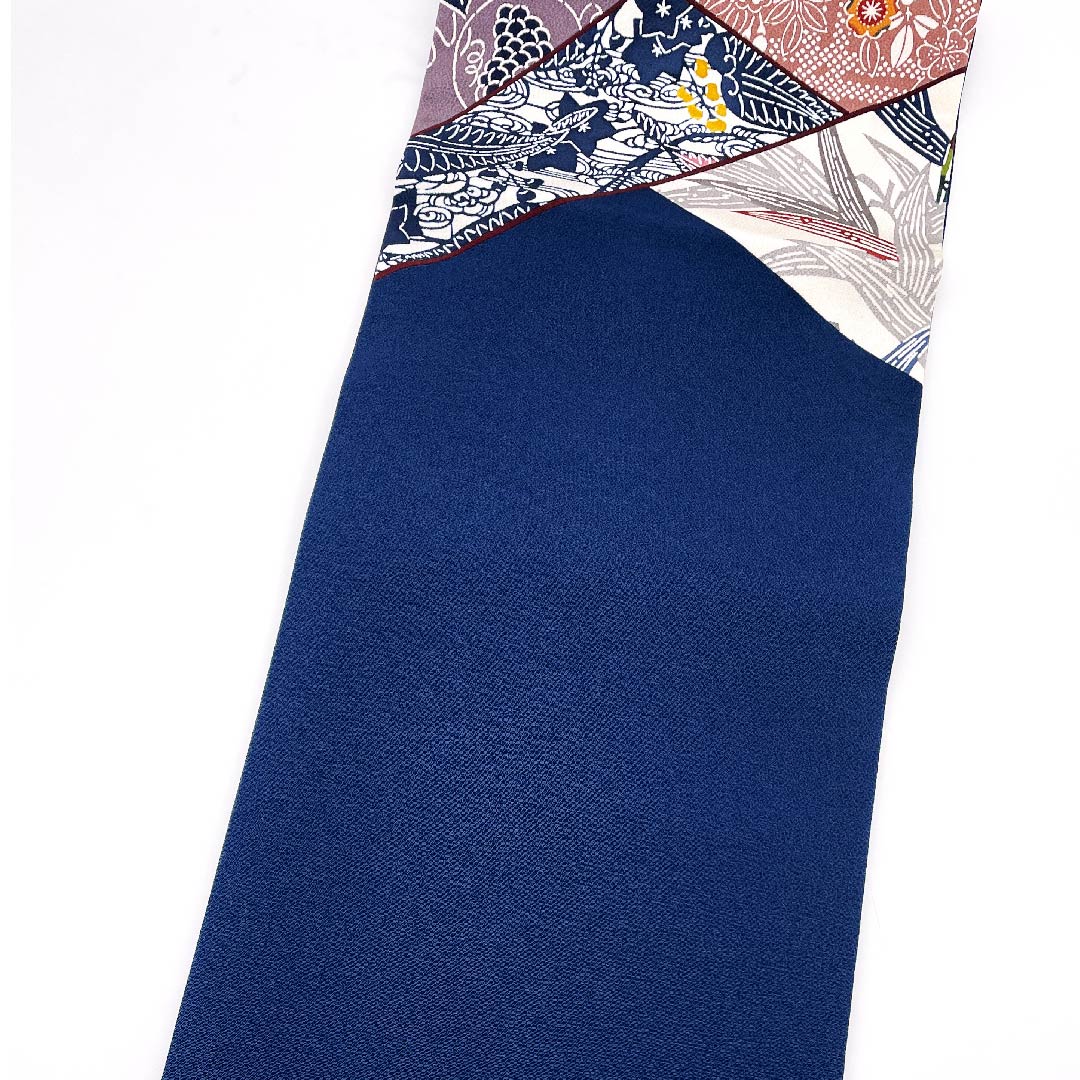 袋帯 紺鉄色（こんてついろ） 栗山工房 切りばめ風 花柄 葡萄 帯丈459cm 正絹 Sランク 六通 カジュアル 青系 1123009492417