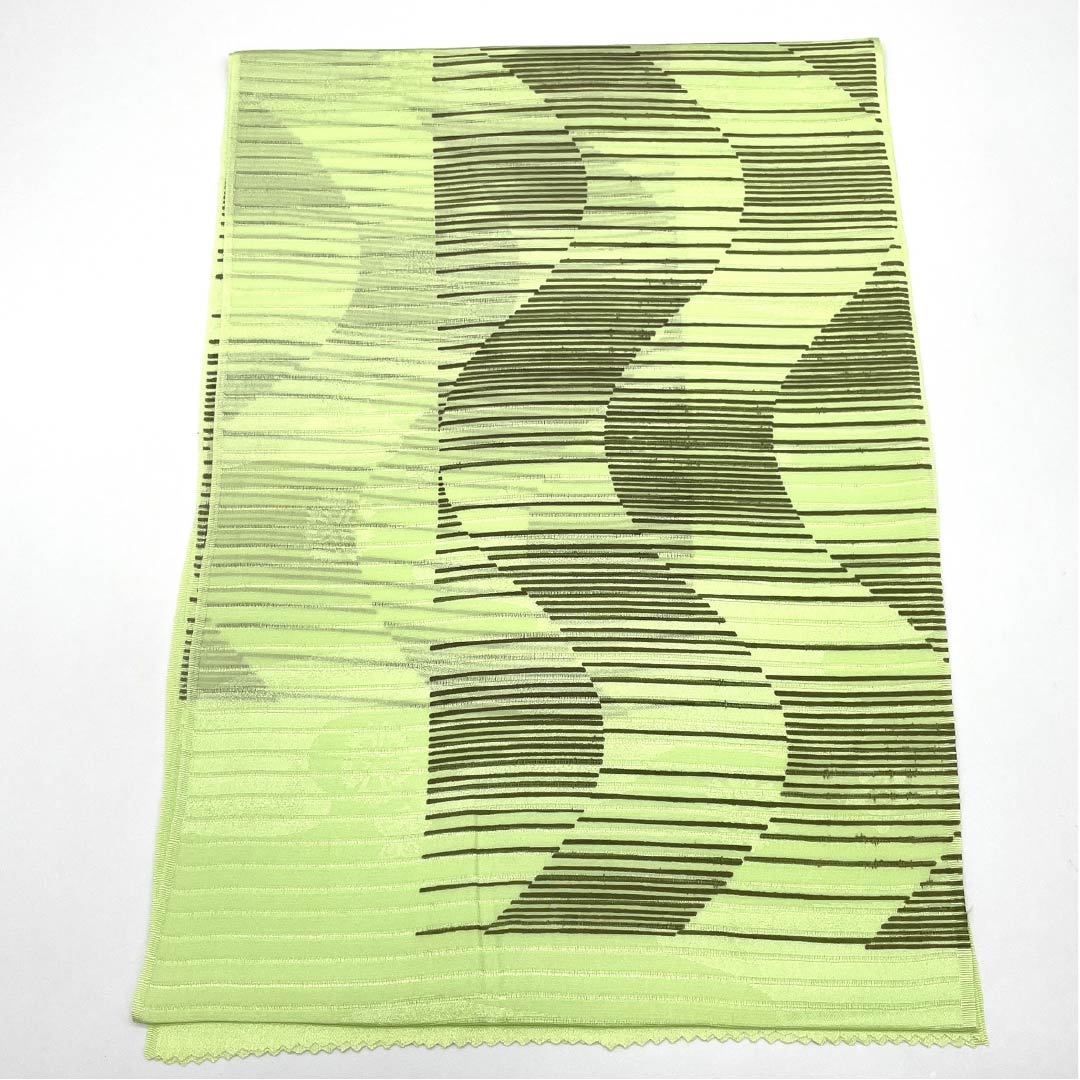 （新品）帯揚げ 正絹 セミフォーマル 若菜色（わかないろ） 夏物 曲線 幾何学模様 長さ約168cm 幅約28.5cm NEWランク 緑系 1136000841919