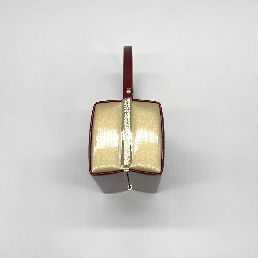 (New old stock) Formal sandal and bag set, raw crimson, unused, plain, for long-sleeved kimono, size M, red, rank S, 1133000132312