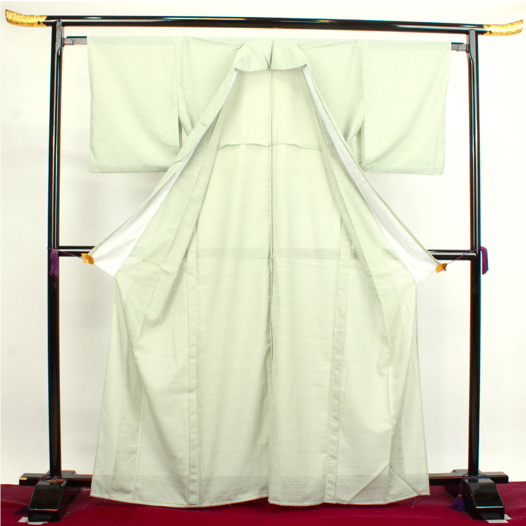 夏物 ポリエステル 小紋 身丈166cm 裄丈63.5cm 秘色色（ひそくいろ） 抽象模様 洗える着物  絽 Sランク 緑系 1132000882519