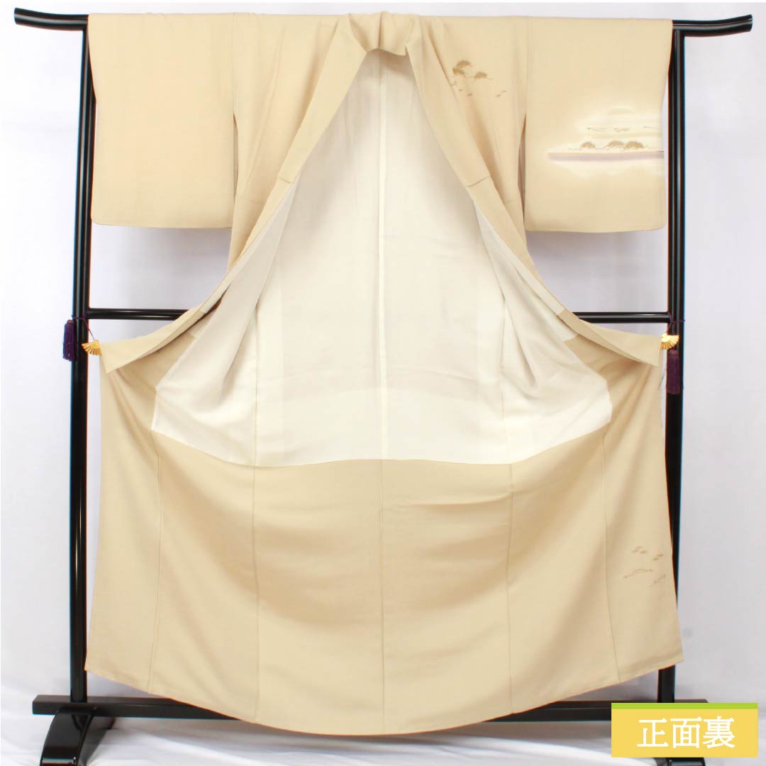 Homongi (visiting kimono) made of pure silk, grade A, with a lined lining, length 165cm, sleeve length 64.5cm, Tokyo white-brown color with hazy, pine, and bamboo motifs and pearl-tone beige accents. Product number: 1112006883525
