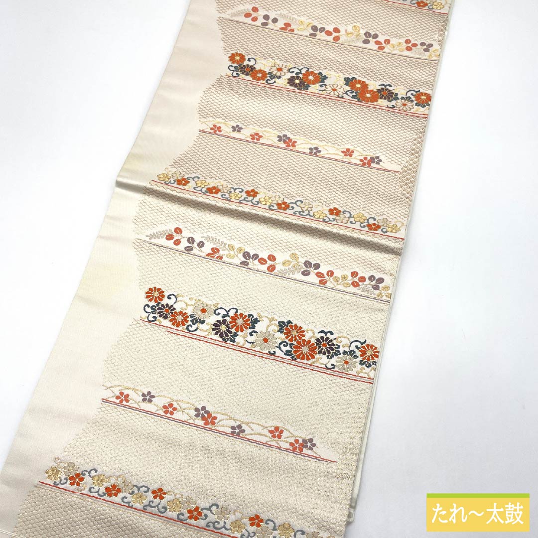 名古屋帯 正絹 Bランク 胡粉色（ごふんいろ） 唐花 横段 帯丈358cm ポイント柄 セミフォーマル 白系 1124009604311 名古屋仕立て