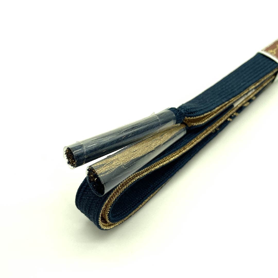 （新古品） 帯締め 正絹 四分紐 藍鉄色（あいてついろ） 金属糸使用 新古品 長さ約153cm 幅約1.5cm セミフォーマル Sランク 紺系 1135001642918