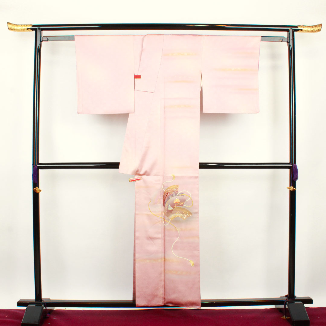 訪問着 袷 身丈157cm 裄丈64cm 退紅色 人間国宝 福田喜重 刺繍 人物模様 正絹 Sランク ピンク系 1112001892313