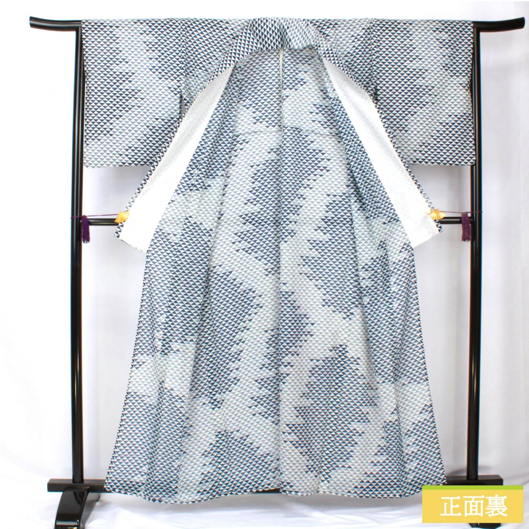 夏物 ポリエステル 小紋 身丈159cm 裄丈65.5cm 鱗 洗える着物 絽 Sランク 白系 1132002302311